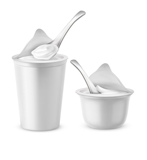 Наполнение йогурта в стаканчики