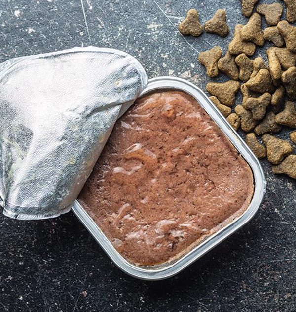 Наполнение корма для домашних животных